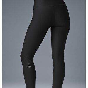 Alo Yoga Airlift High-Waist Leggings (cropped) – XS